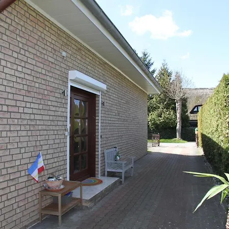 Freistehendes Wohnhaus Mit 3 Sz Fur 6 Personen Holiday home