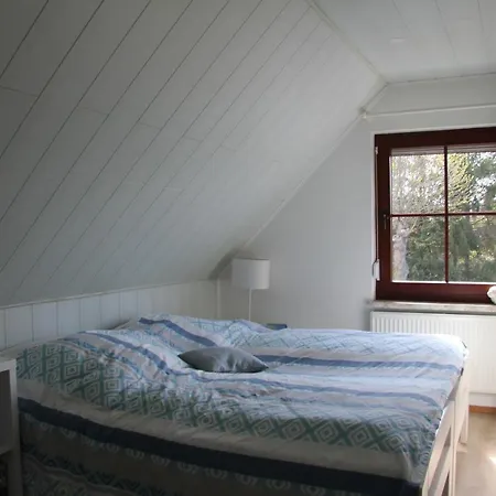 Freistehendes Wohnhaus Mit 3 Sz Fur 6 Personen Holiday home